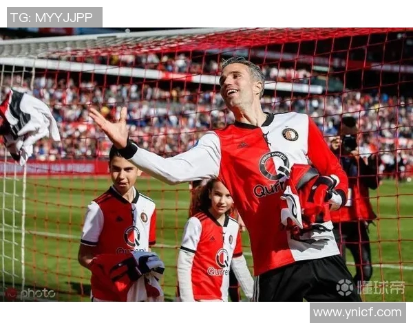 荷甲保级区球队表现分析及未来赛季生存策略探讨